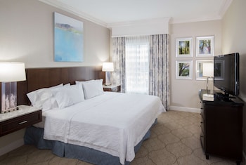 Suite, 1 King Bed, Accessible, Non Smoking