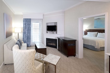 1 King Suite Whirlpool Non Smoking