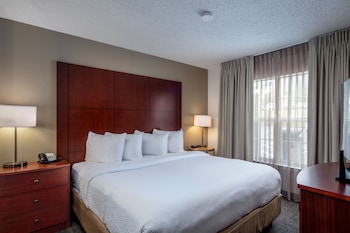 Suite, 1 Bedroom (Mobility/Hearing Accessible, Tub)