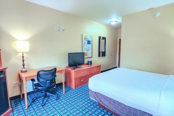 Standard Room, 1 King Bed, Non Smoking