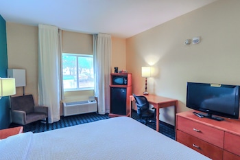 Standard Room, 1 King Bed, Non Smoking