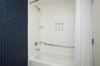 Room, Multiple Beds