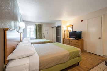 Standard Room, 2 Queen Beds, Non Smoking