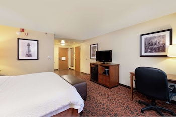 One King Bed, Non-Smoking, Accessible