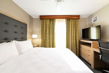Suite, 1 King Bed, Accessible (Mobility & Hearing, Roll-in Shower)