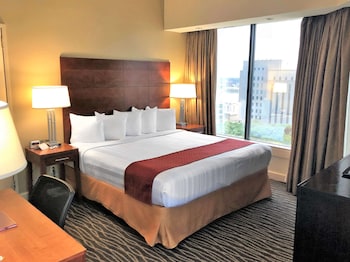 Deluxe King Bed