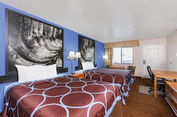 Room, 2 Queen Beds, Non Smoking