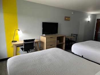 Room, 2 Double Beds, Non Smoking, Kitchenette