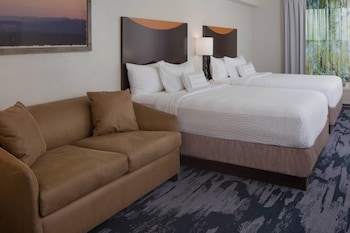 Room, Multiple Beds