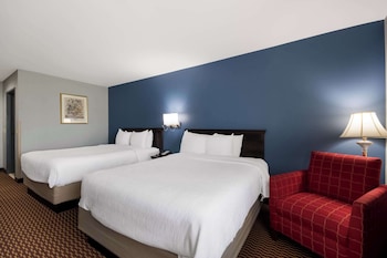 Standard Room, 2 Queen Beds, Non Smoking