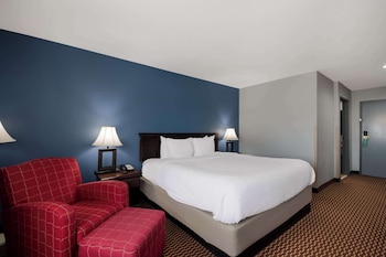 Suite, 1 King Bed, Non Smoking