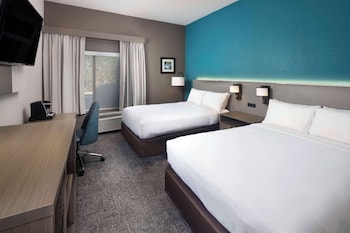 Standard Room, 2 Queen Beds, Non Smoking