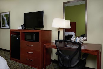 Room, 2 Queen Beds, Accessible Bathtub, Non Smoking