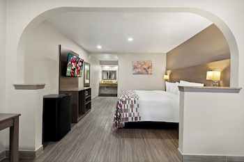 Superior Room, 1 King Bed, Accessible, Non Smoking