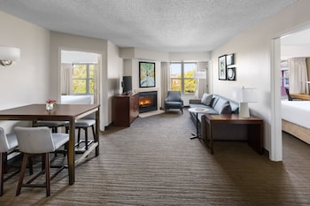 Suite, 1 Double Bed, Fireplace