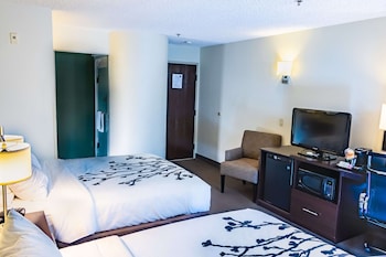Standard Room, 2 Queen Beds, Non Smoking, Refrigerator & Microwave