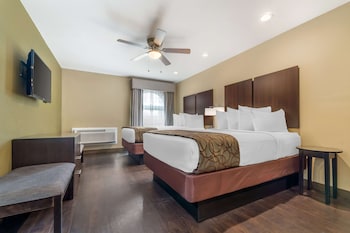 Suite, 2 Queen Beds, Non Smoking, Kitchen (with Sofabed)