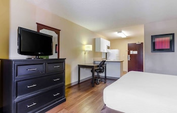 Studio, 1 Queen Bed, Accessible, Non Smoking