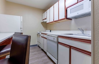 Deluxe Studio, Multiple Beds, Non Smoking