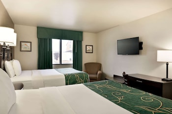 Room, 2 Queen Beds, Accessible, Non Smoking