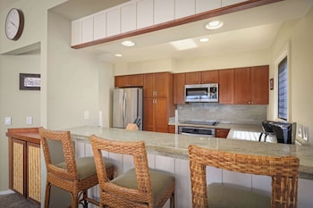 2-Bedroom 2-Bath Ocean View Suite