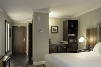 Standard Room, 1 King Bed