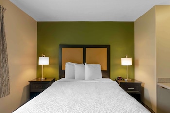 Studio, 1 Queen Bed, Non Smoking
