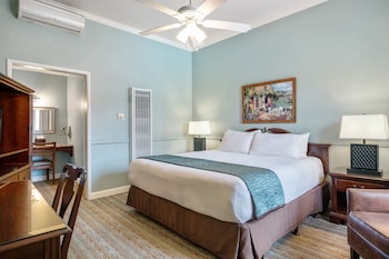 Queen Room