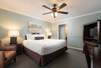 Lavender Deluxe Room