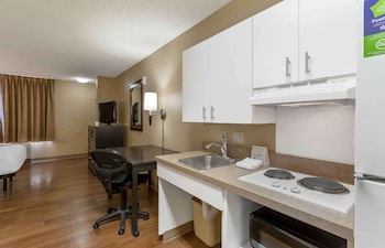 Studio, 1 Queen Bed, Accessible, Non Smoking