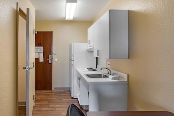 Studio, 1 Queen Bed, Accessible, Non Smoking