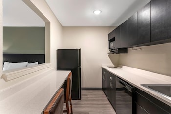Suite, 2 Queen Beds, Non Smoking (Efficiency)