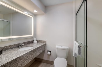 Suite, 1 King Bed, Non Smoking, Jetted Tub