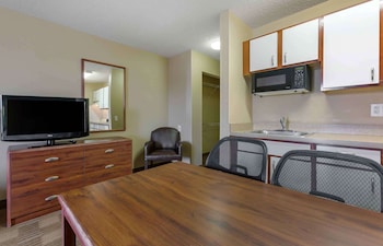 Deluxe Studio, Multiple Beds, Non Smoking