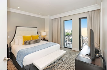 Deluxe King 5th Avenue View