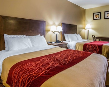 Standard Room, 2 Queen Beds, Non Smoking