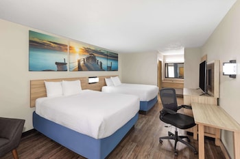 Room, 2 Queen Beds, Non Smoking