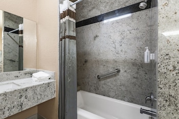 Suite, 1 King Bed, Non Smoking, Kitchenette