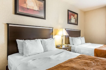 Suite, 2 Queen Beds, Non Smoking