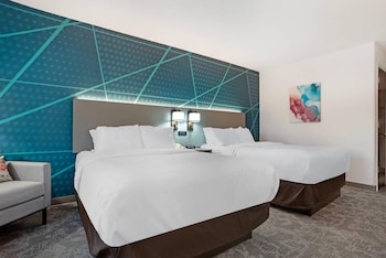 Standard Room, 2 Double Beds, Non Smoking