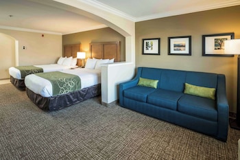 Suite, 2 Double Beds with Sofa bed, Non Smoking