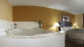 Suite, 1 King Bed, Non Smoking