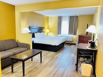 King Bed with Sofa bed and Hot tub, Non Smoking