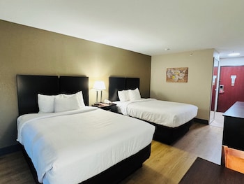 Standard Room, 2 Queen Beds, Non Smoking