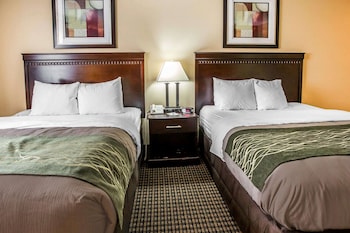 Standard Room, 2 Queen Beds, Non Smoking