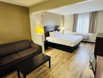 King Bed with Sofa bed and Hot tub, Non Smoking
