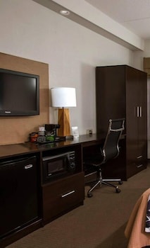 Suite, Multiple Beds, Accessible, Non Smoking