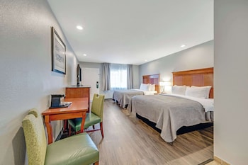 Standard Room, 2 Queen Beds, Non Smoking