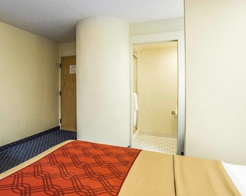 Standard Double Room, 2 Double Beds, Non Smoking