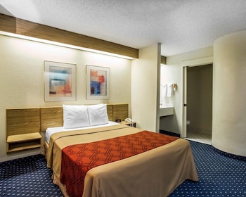 Standard Room, 1 Queen Bed, Non Smoking